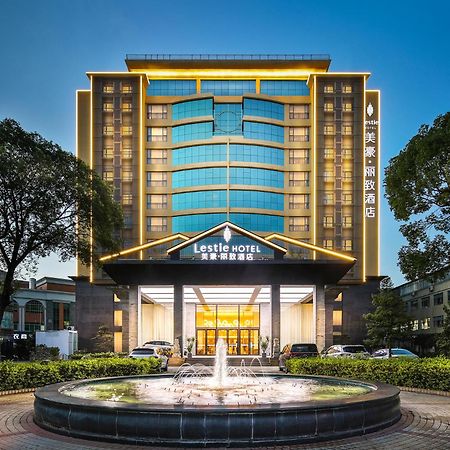 Mehood Lestie International Hotel Nancun Wanbo Metro Station Branch - Free Shuttle Bus To Canton Fair Complex During Canton Fair Period & Free Breakfast & Free Afternoon Tea & Free Midnight Snack & Free Vpn Internet Access Εξωτερικό φωτογραφία