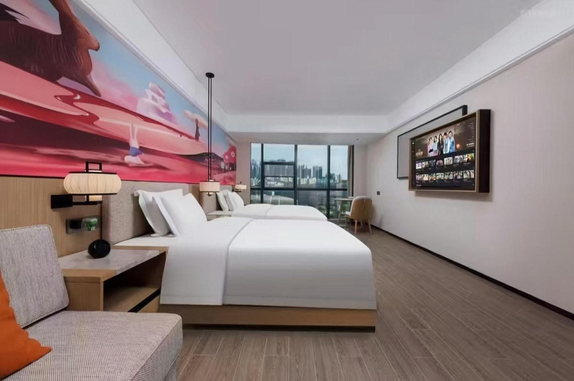 Mehood Lestie International Hotel Nancun Wanbo Metro Station Branch - Free Shuttle Bus To Canton Fair Complex During Canton Fair Period & Free Breakfast & Free Afternoon Tea & Free Midnight Snack & Free Vpn Internet Access Εξωτερικό φωτογραφία