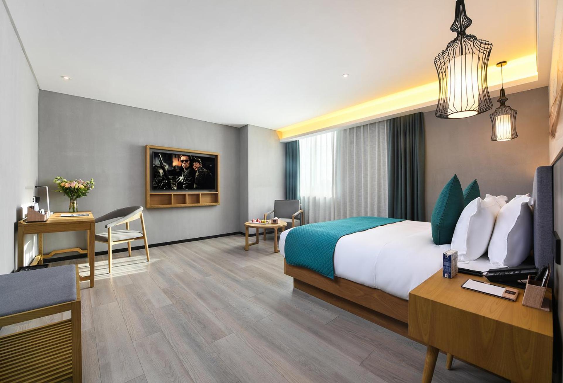 Mehood Lestie International Hotel Nancun Wanbo Metro Station Branch - Free Shuttle Bus To Canton Fair Complex During Canton Fair Period & Free Breakfast & Free Afternoon Tea & Free Midnight Snack & Free Vpn Internet Access Εξωτερικό φωτογραφία