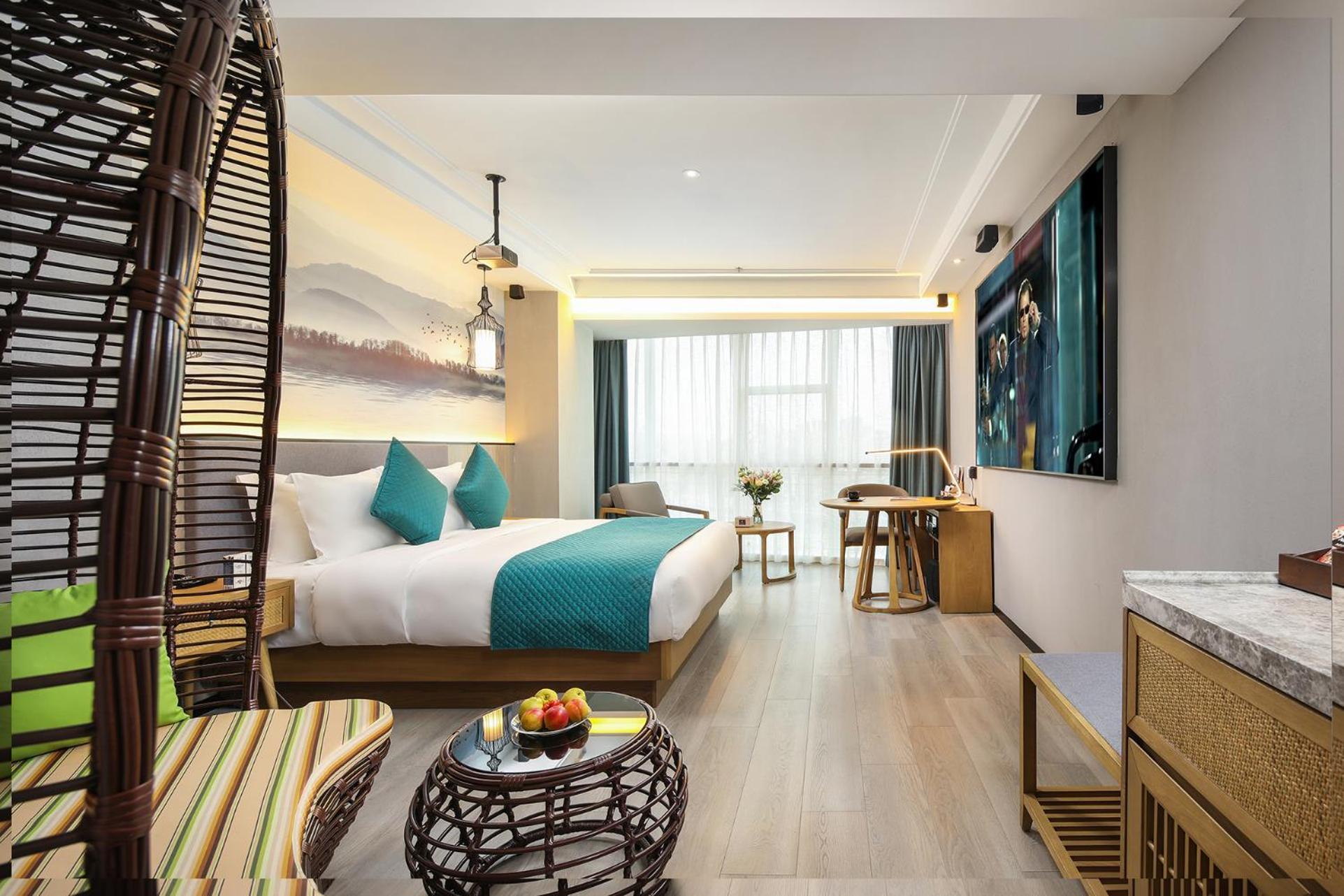 Mehood Lestie International Hotel Nancun Wanbo Metro Station Branch - Free Shuttle Bus To Canton Fair Complex During Canton Fair Period & Free Breakfast & Free Afternoon Tea & Free Midnight Snack & Free Vpn Internet Access Εξωτερικό φωτογραφία