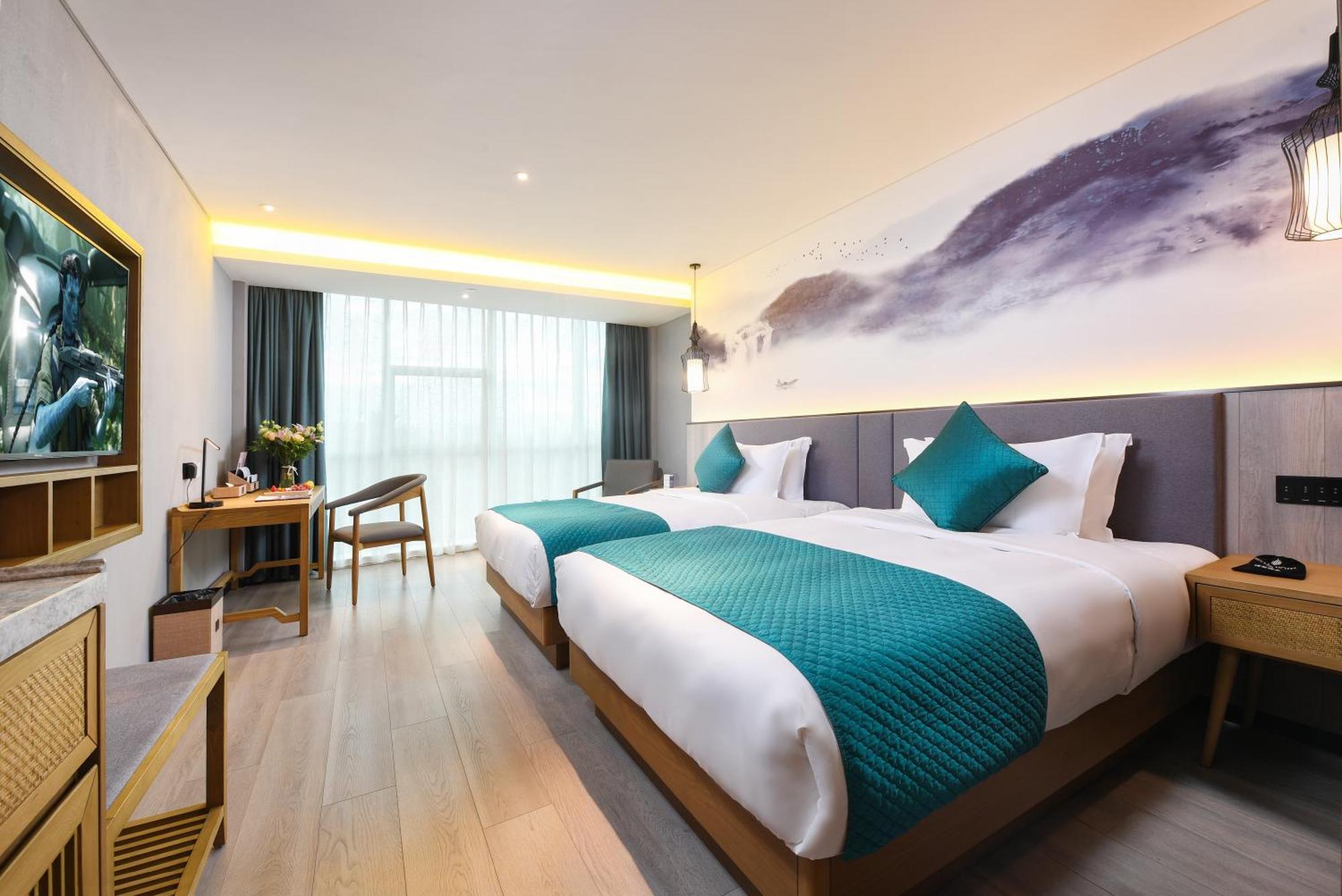 Mehood Lestie International Hotel Nancun Wanbo Metro Station Branch - Free Shuttle Bus To Canton Fair Complex During Canton Fair Period & Free Breakfast & Free Afternoon Tea & Free Midnight Snack & Free Vpn Internet Access Εξωτερικό φωτογραφία